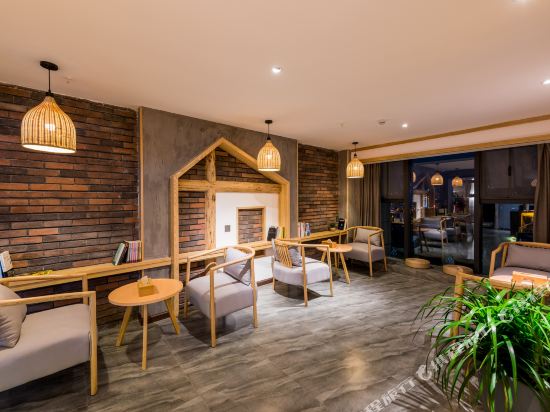 Shunfeng Hotel - carbon neutral hotel in Shaoxing