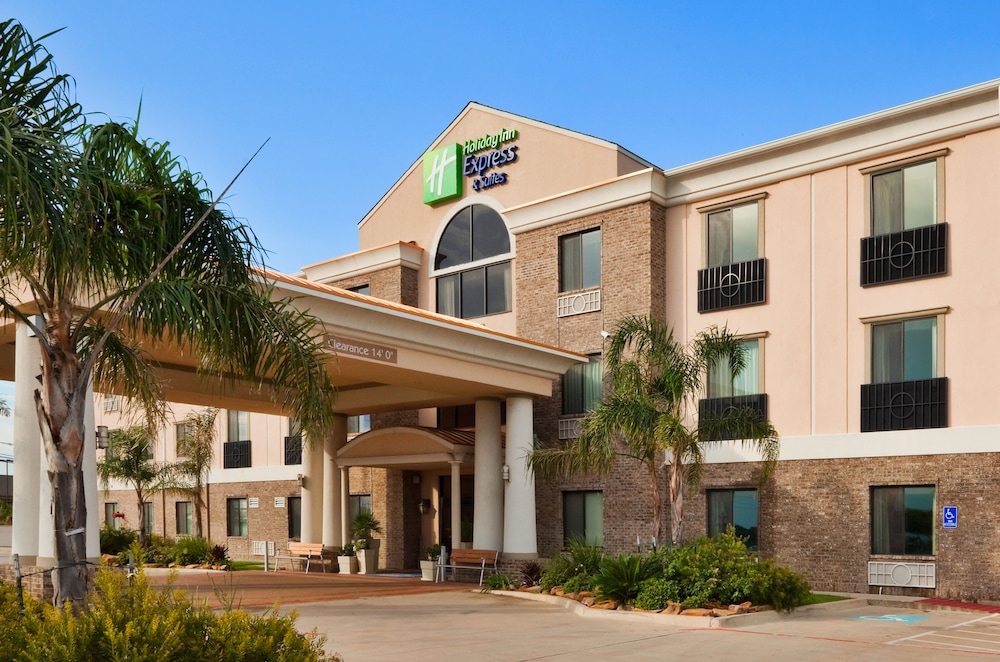 Holiday Inn Express Hotel & Suites Fairfield North by IHG - photo 2