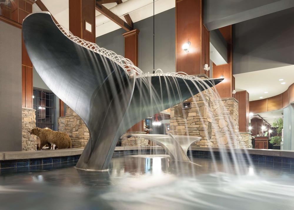 Embassy Suites Anchorage - photo 6