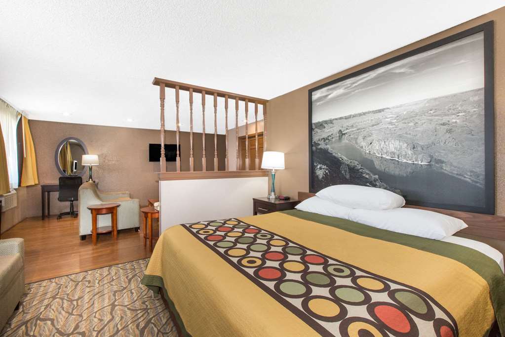 Super 8 by Wyndham Nampa - photo 15