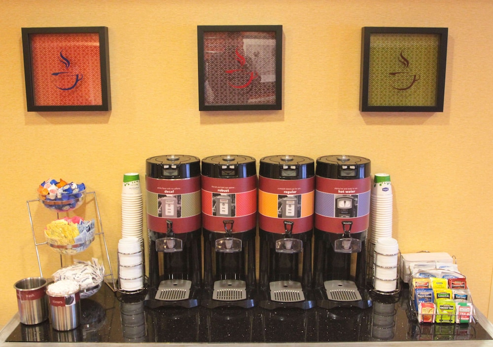 Hampton Inn Hampton Newport News - photo 27