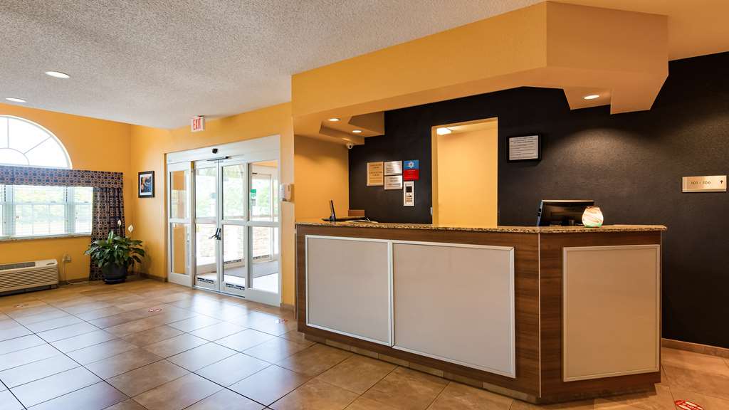 SureStay Plus Hotel by Best Western Keyser - photo 4
