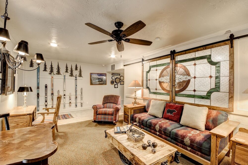 Bear Paw in Ruidoso, United States