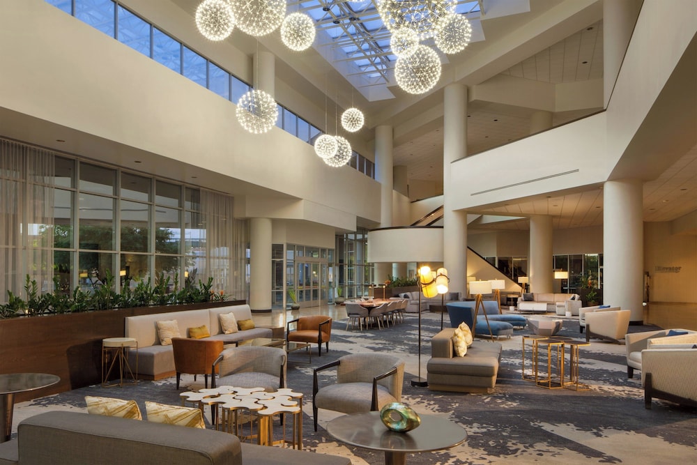Sheraton Arlington Hotel - featured photo