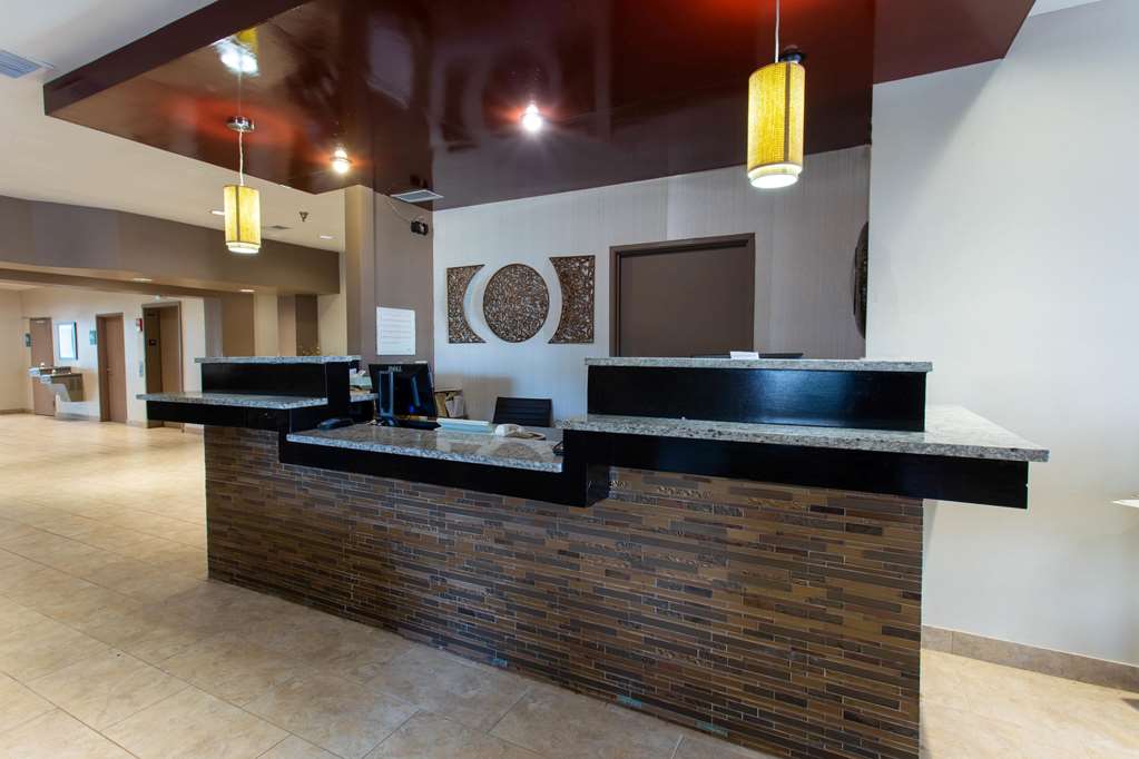 Ramada by Wyndham Glendale Heights Lombard - photo 3