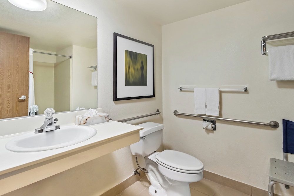 Red Roof Inn Ridgecrest - photo 26