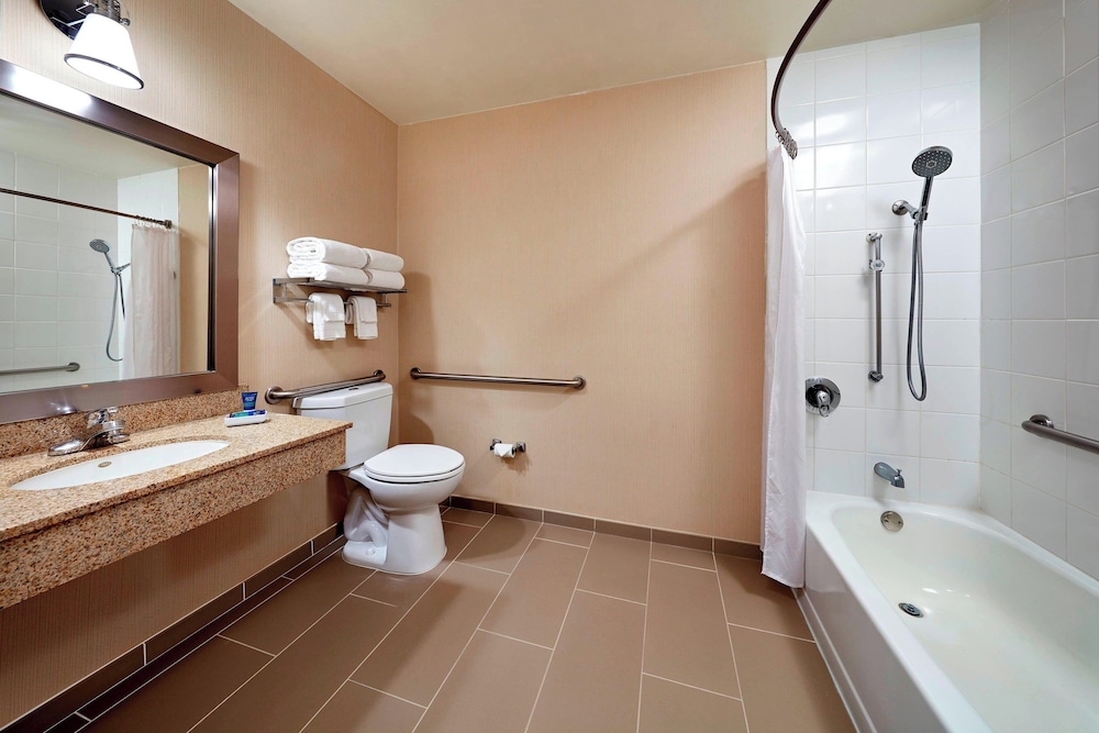Four Points by Sheraton Pleasanton - photo 21
