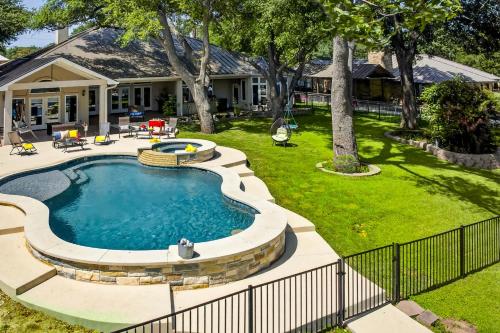 Bluebonnet Retreat Haven in Kingsland, United States