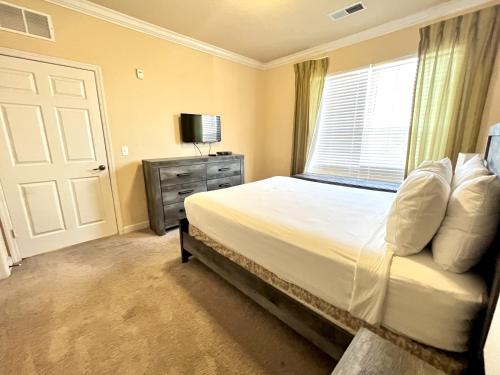 1301tt Unit 9403 Tuscana Resort 2 Bedroom Condo by RedAwning - photo 11
