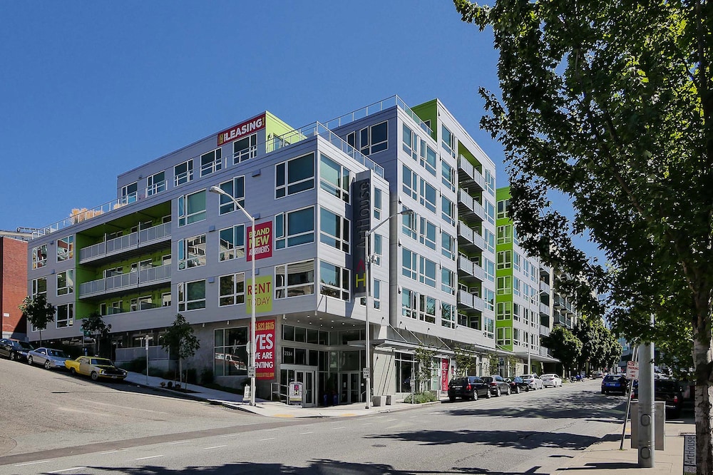 Stay Alfred on Elliott Avenue — 4-Star Luxury Hotel in Seattle, United States