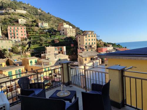 Corte Degli Agrumi Casa Vacanze — 4-Star Luxury Hotel in Riomaggiore, Italy