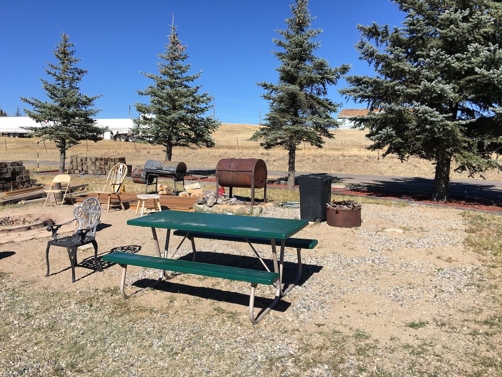 Travelers Inn & Suites - photo 40