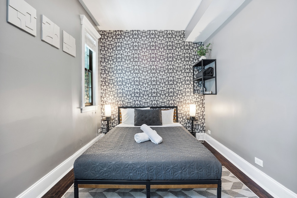 Wrigleyville Suites - photo 4