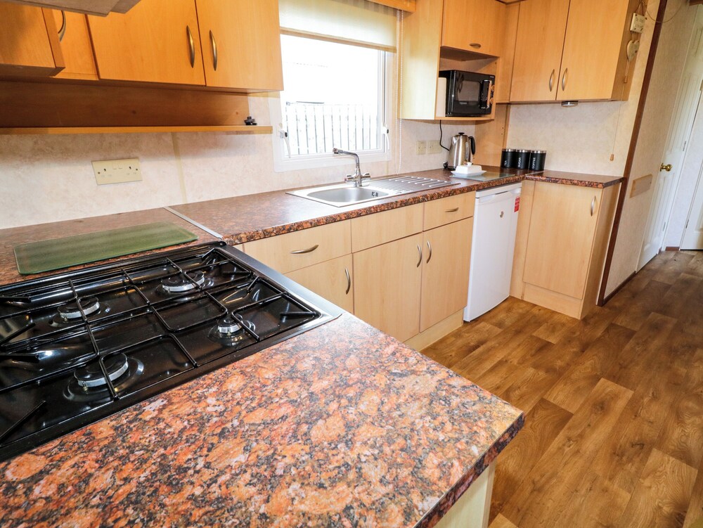 Meric Stone Holiday Lets Caravan 2 — Limavady — photo 5