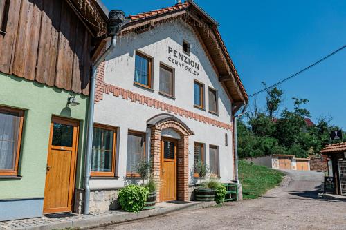 Penzion Cerny Sklep — Dobsice