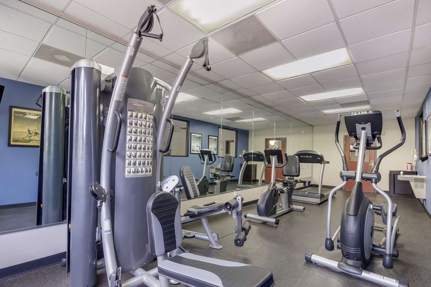 SureStay Plus Hotel by Best Western Houston Medical Center - photo 19
