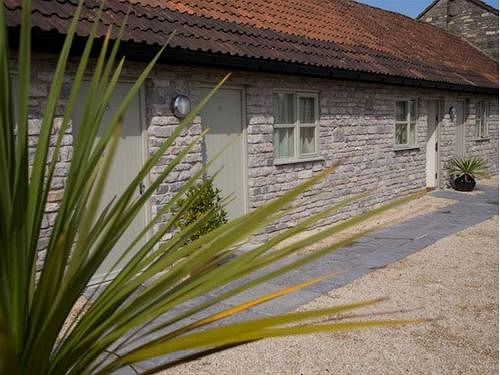 The Pilgrims At Lovington — hotel in Castle Cary