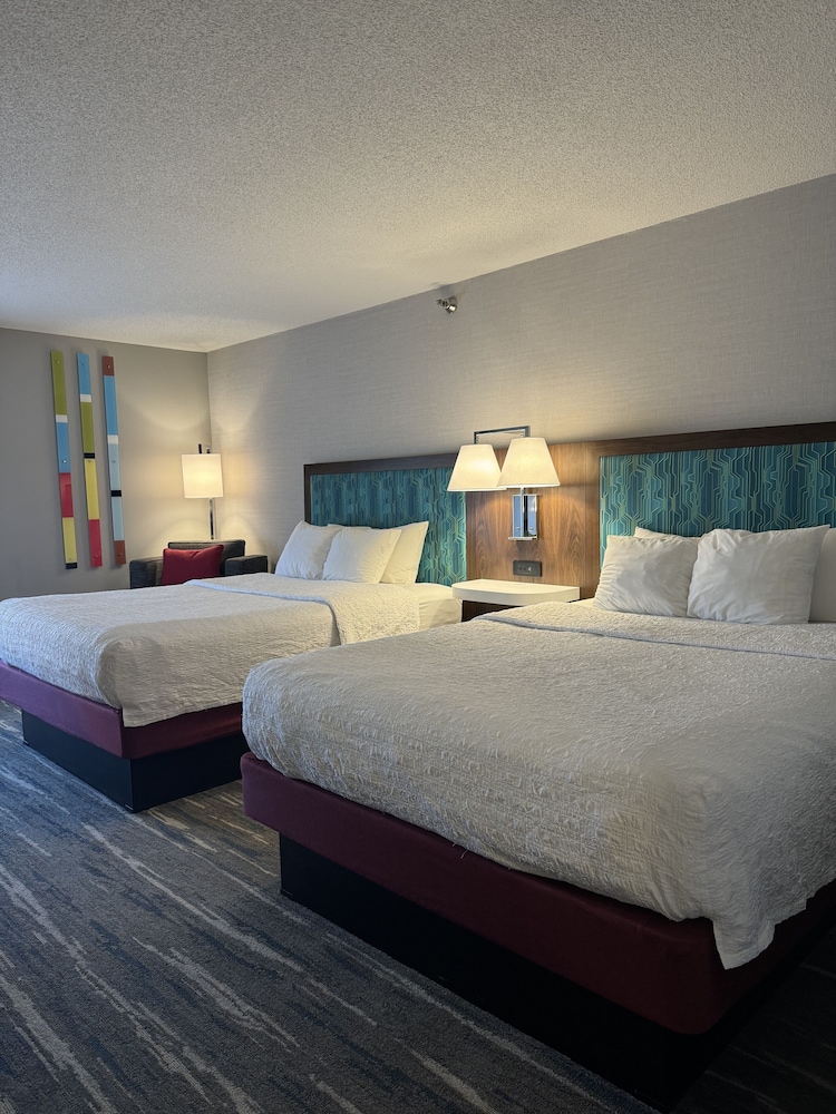 Hampton Inn Lincoln South Heritage Park - photo 6