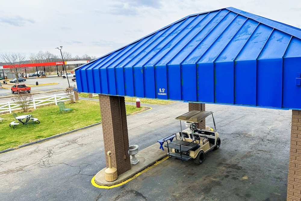 Happy Stay Inn Madisonville I 69 By OYO - photo 57