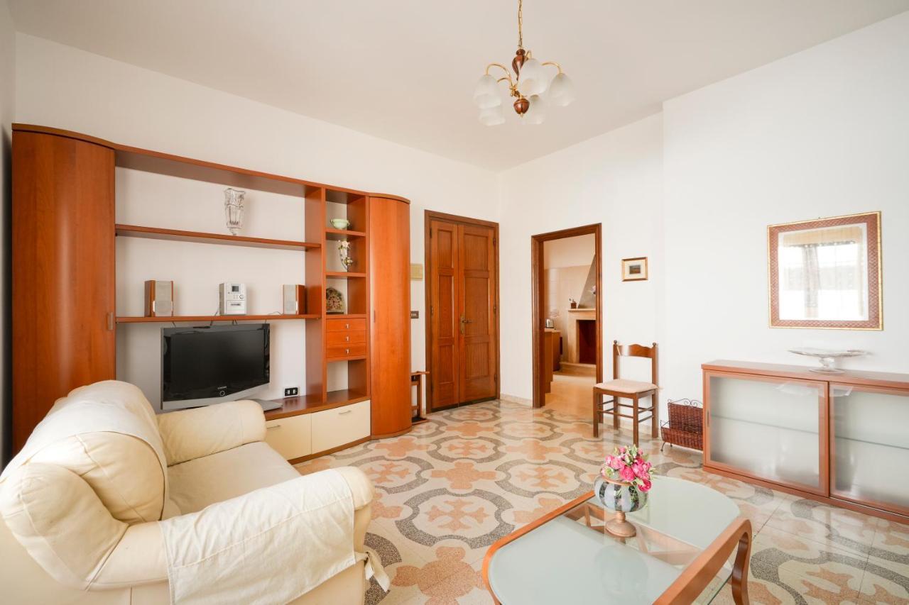 Classic Home Easy Comfort a 10 Minuti Dal Mare — 4-Star Luxury Hotel in Carovigno, Italy