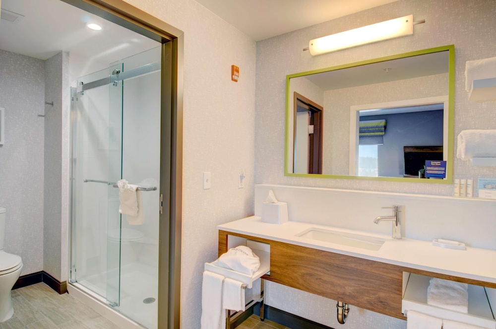 Hampton Inn & Suites Portland West - photo 58