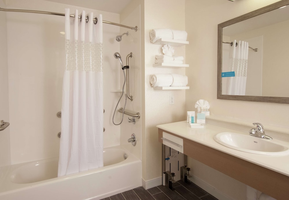 Hampton Inn & Suites by Hilton Augusta Washington Rd - photo 23