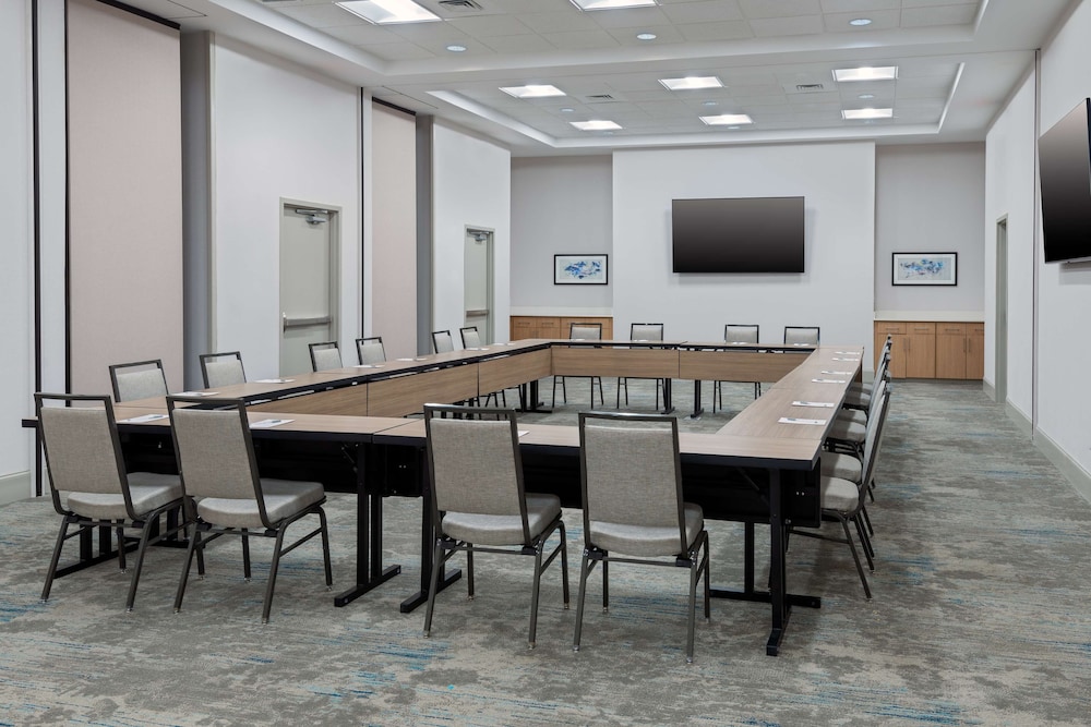 Hilton Garden Inn Charlotte Uptown - photo 38