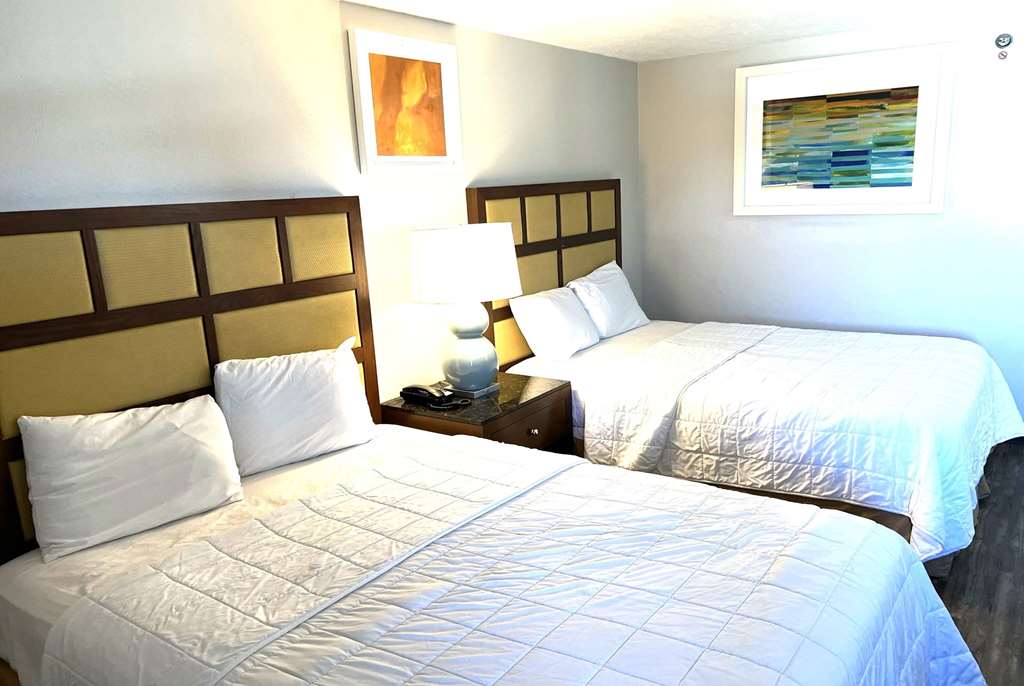 Baymont Inn and Suites by Wyndham Columbus Near OSU - photo 77