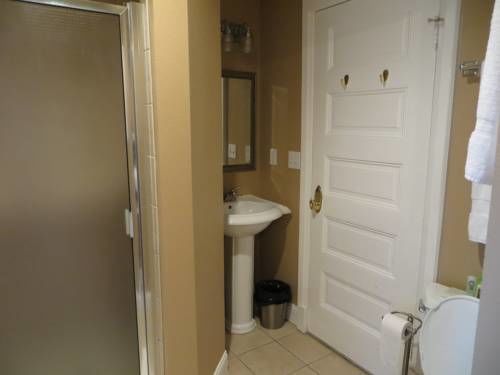 Parrish Grove Inn - photo 5