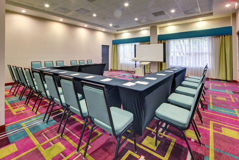 Hampton Inn Miami Coconut Grove Coral Gables - photo 33