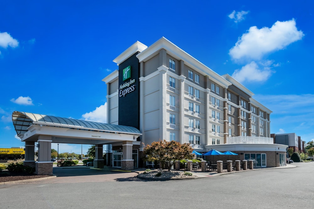 Holiday Inn Express Hampton Coliseum Central By Ihg — Hampton