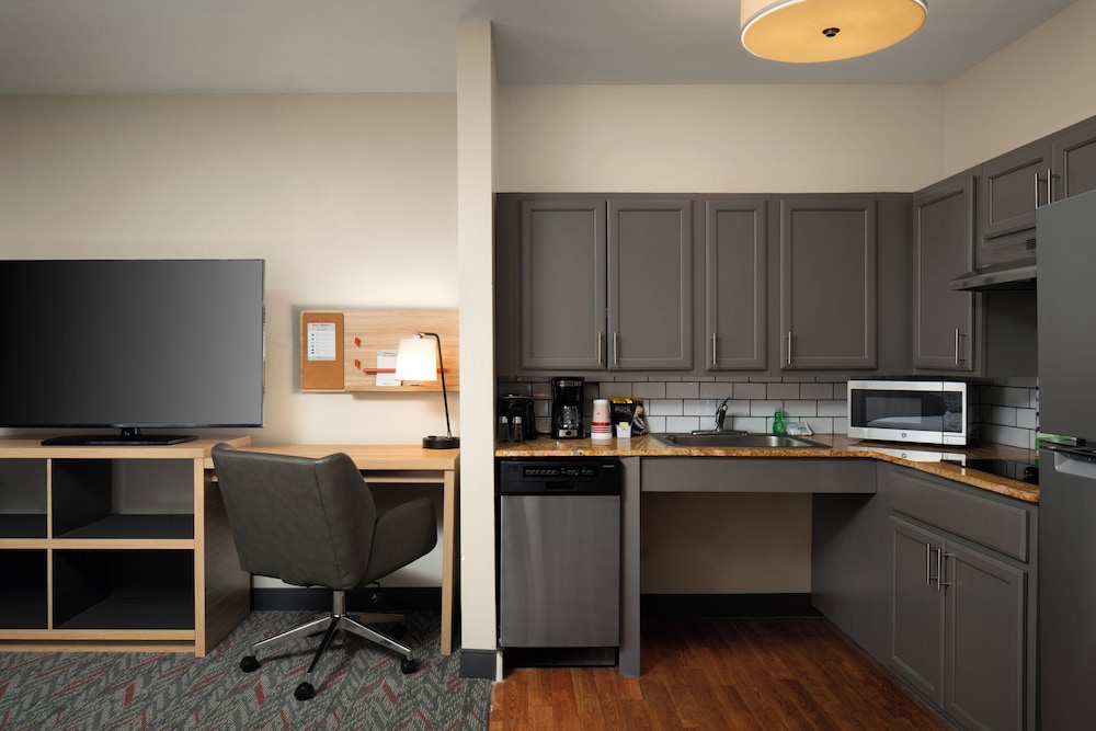 Candlewood Suites St Louis St Charles an IHG Hotel - photo 4