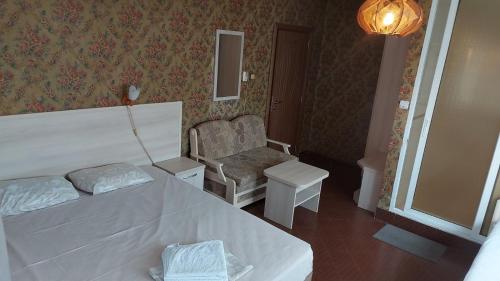 Family Hotel Emaly 1 — Sofia — photo 2