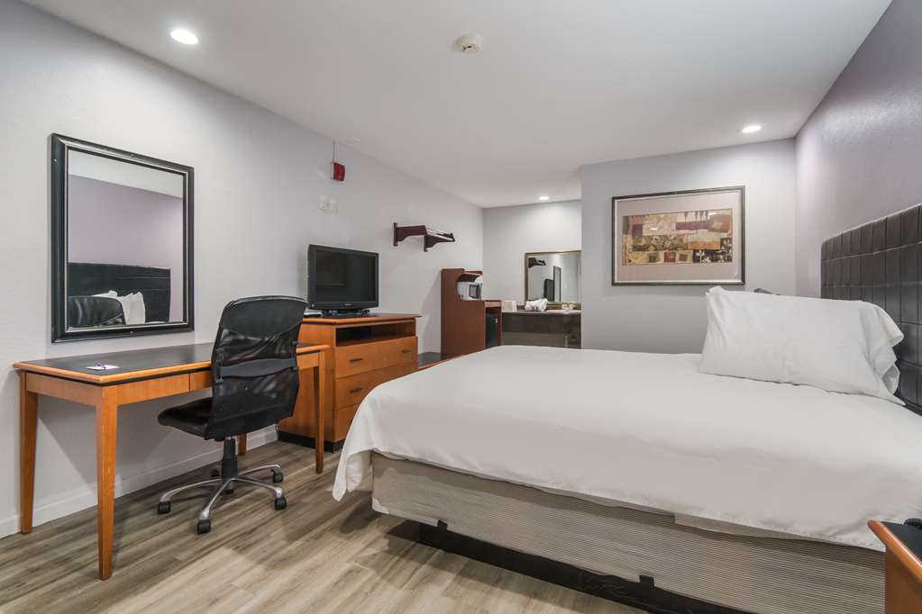 Knights Inn North Richland Hills - photo 4