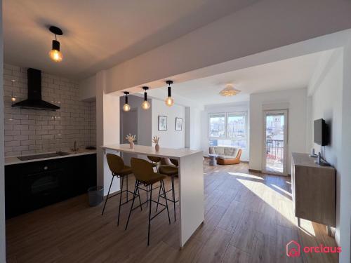 Estilo Y Elegancia En El Centro in Castello De La Plana, Spain