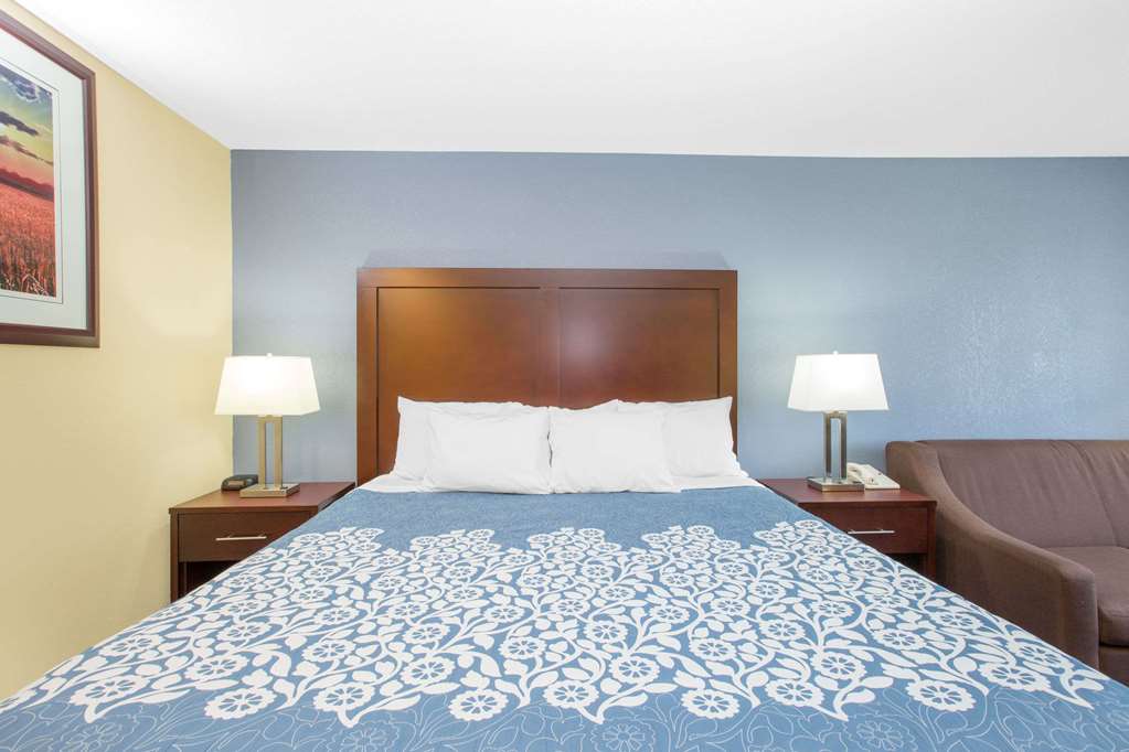 Days Inn by Wyndham Grand Island - photo 10