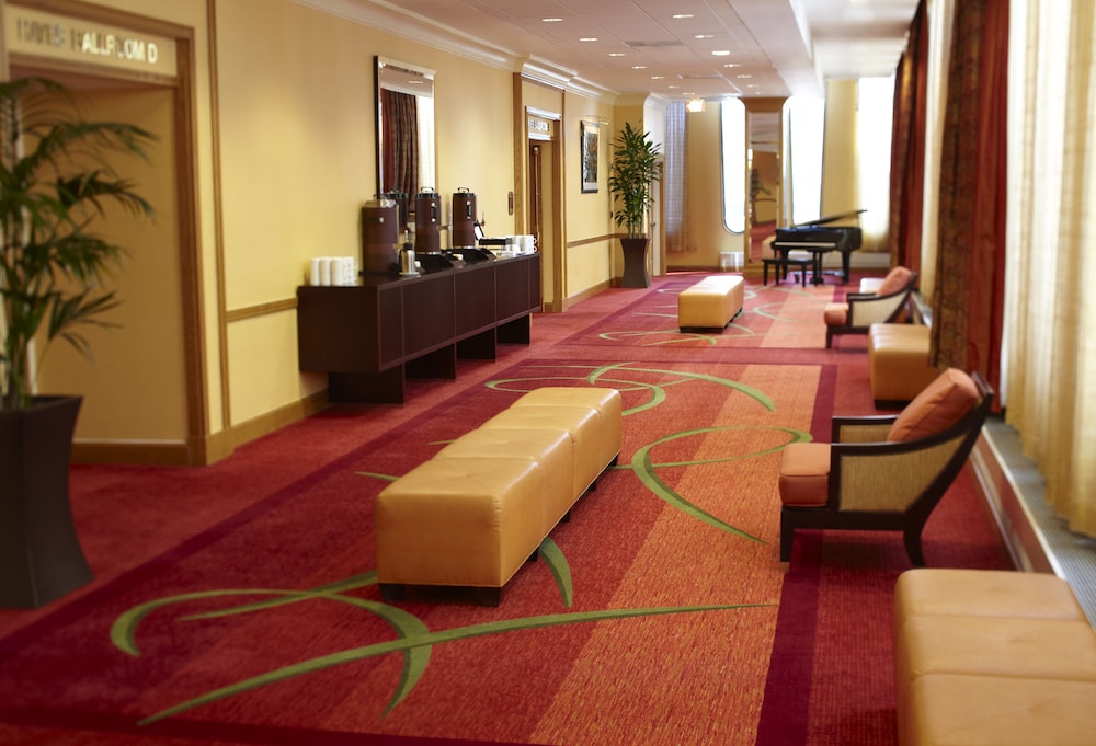 Renaissance Columbus Downtown Hotel - photo 58