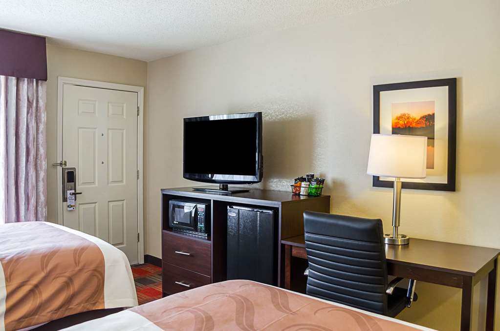 Quality Inn Vicksburg - photo 16