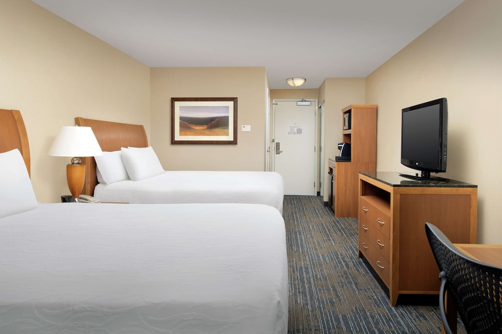 Hilton Garden Inn Yakima Downtown - photo 10