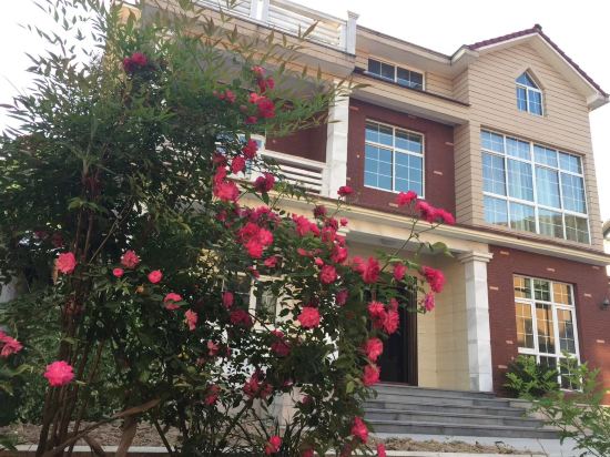 Yunqi Mountain Resort in Hangzhou, People's Republic of China