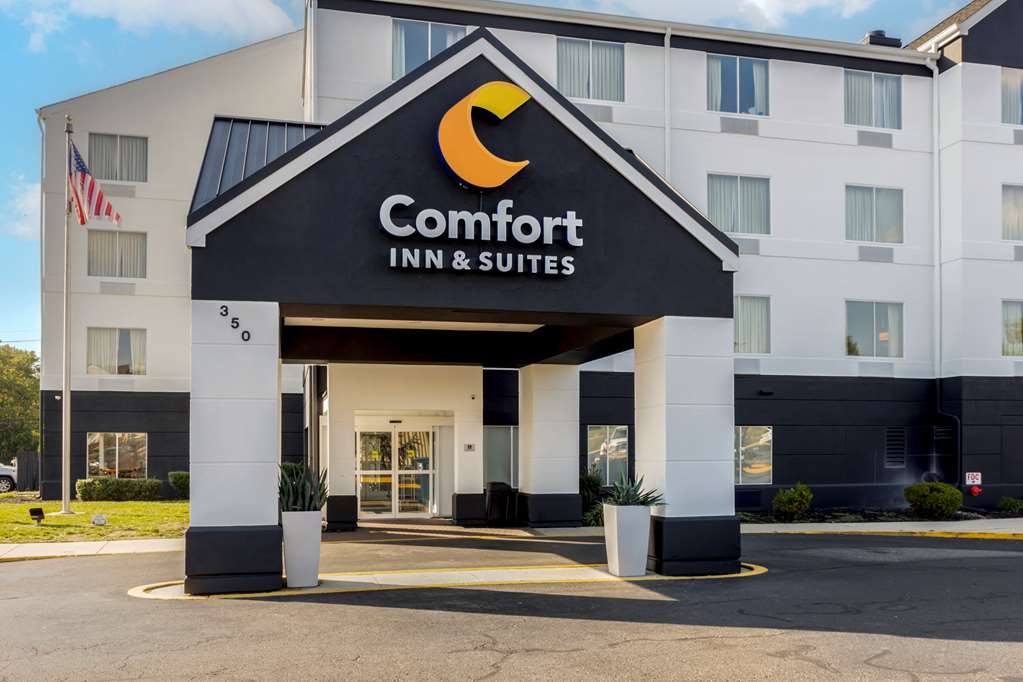 Comfort Inn & Suites Mt. Laurel Philadelphia - featured photo