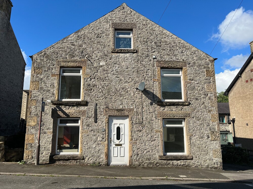 Alma Cottage — 4-Star Luxury Hotel in Buxton, United Kingdom