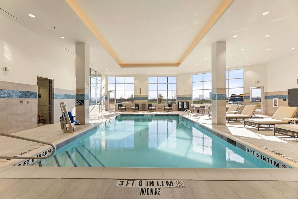 Embassy Suites by Hilton Irving Las Colinas - photo 23