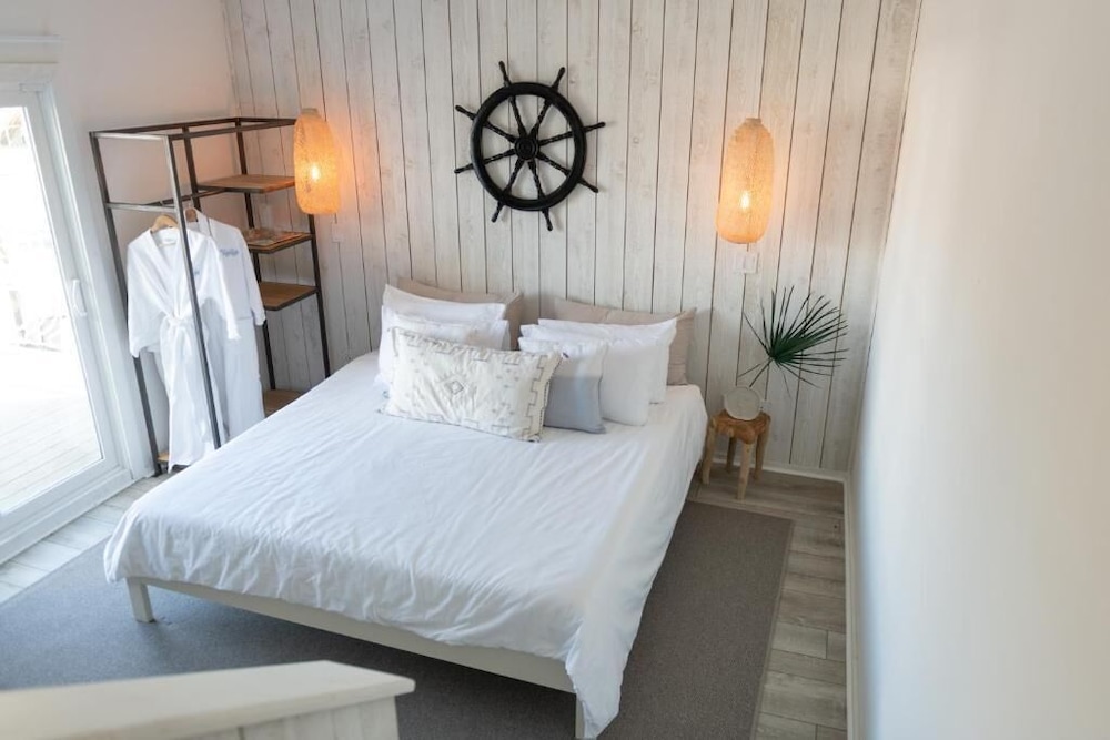 The Surfside Hotel - photo 9