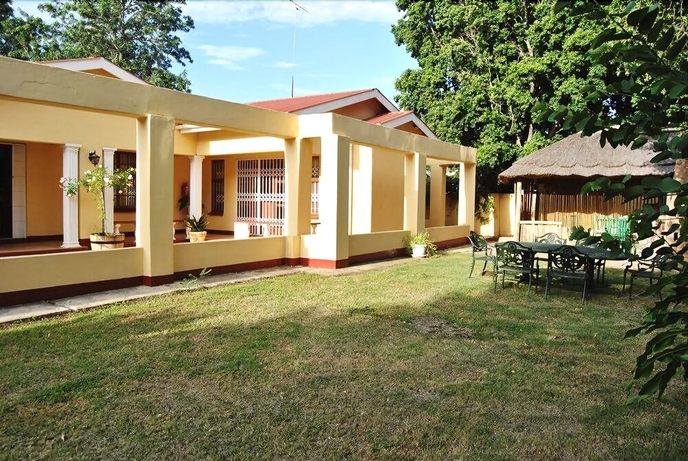 Pelloyd Bed & Breakfast — 4-Star Luxury Hotel in Butterworth, South Africa