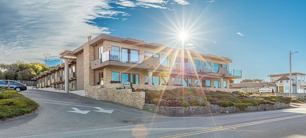 Moonstone Landing in Cambria, United States