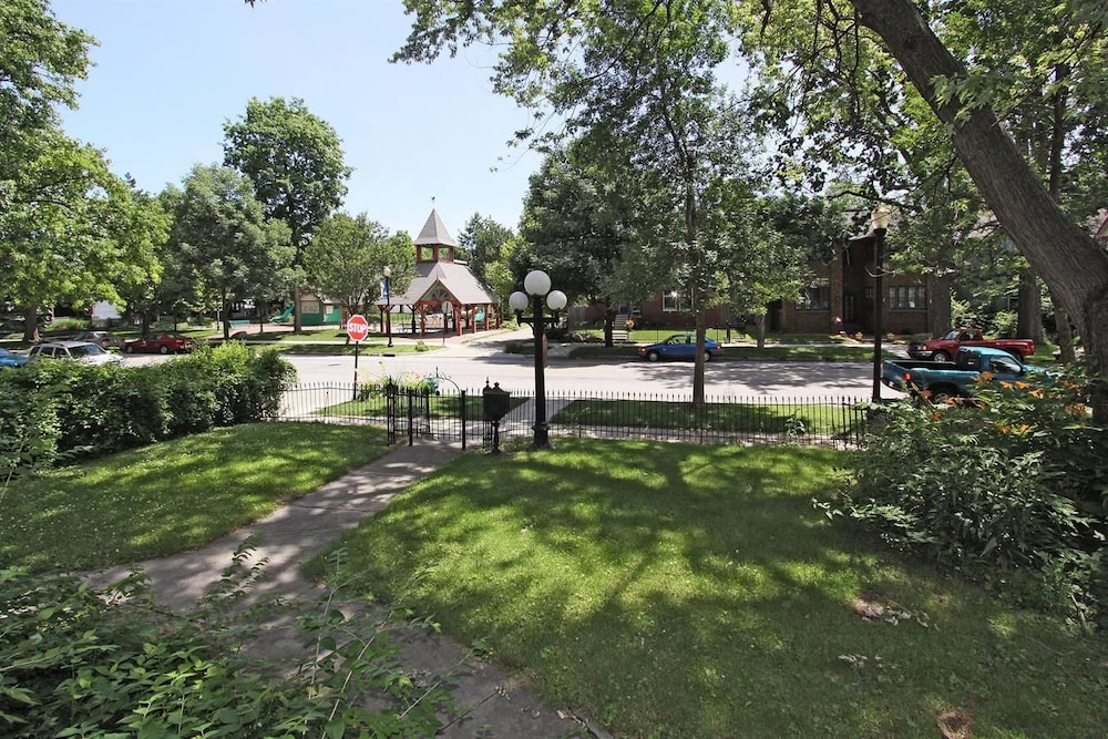 Old Northside Bed & Breakfast - photo 36