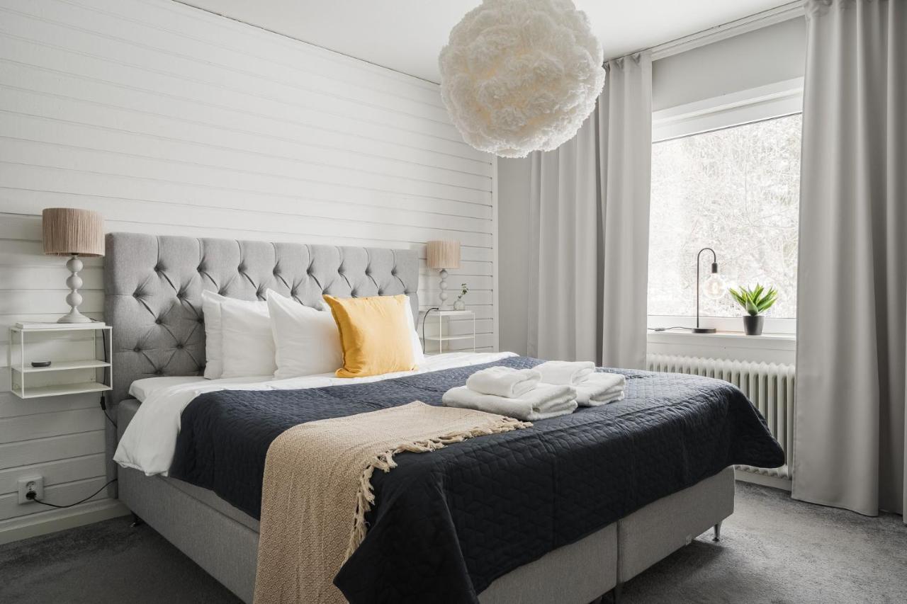 Guestly Homes Modern 4BR Villa with Sauna — 4-Star Luxury Hotel in Pitea, Sweden