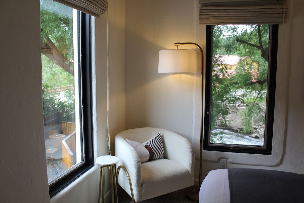 Eagle River Inn - photo 7
