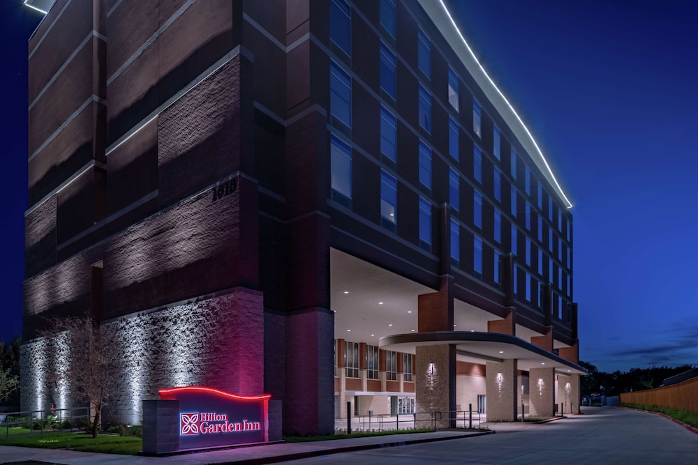 Hilton Garden Inn Dallas at Hurst Conference Center - photo 54